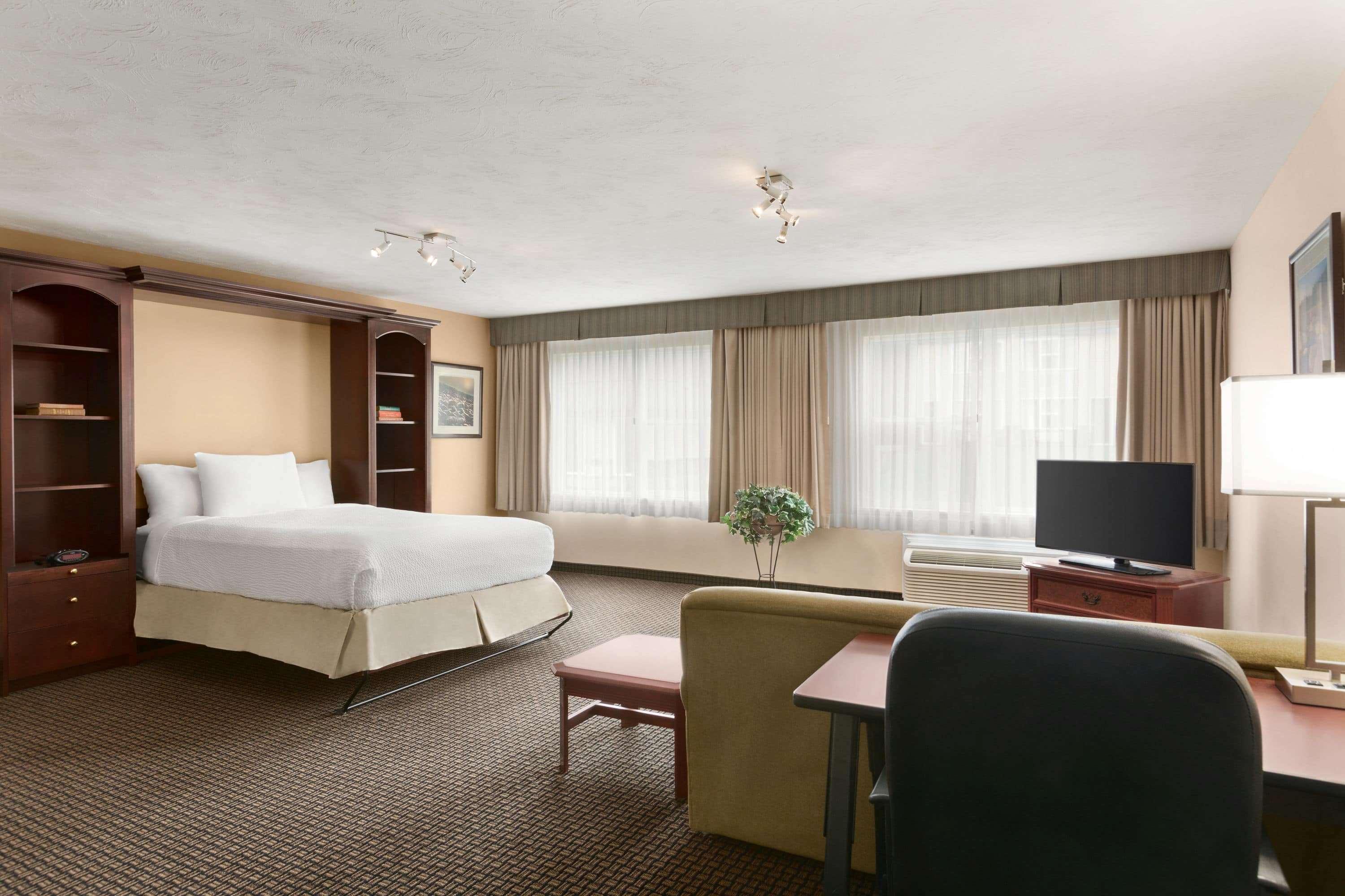 Days Inn & Suites By Wyndham Moncton Dış mekan fotoğraf