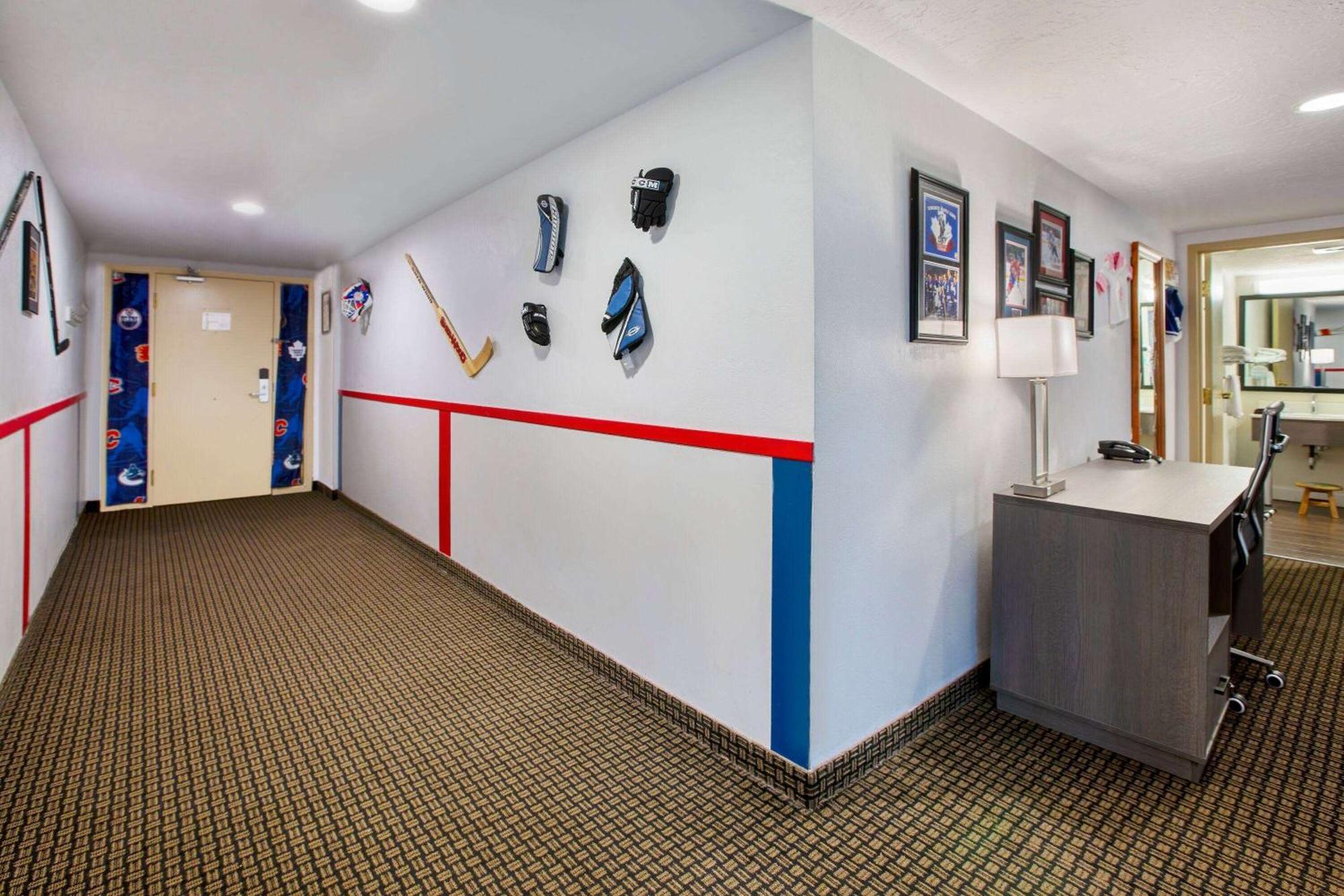 Days Inn & Suites By Wyndham Moncton Dış mekan fotoğraf