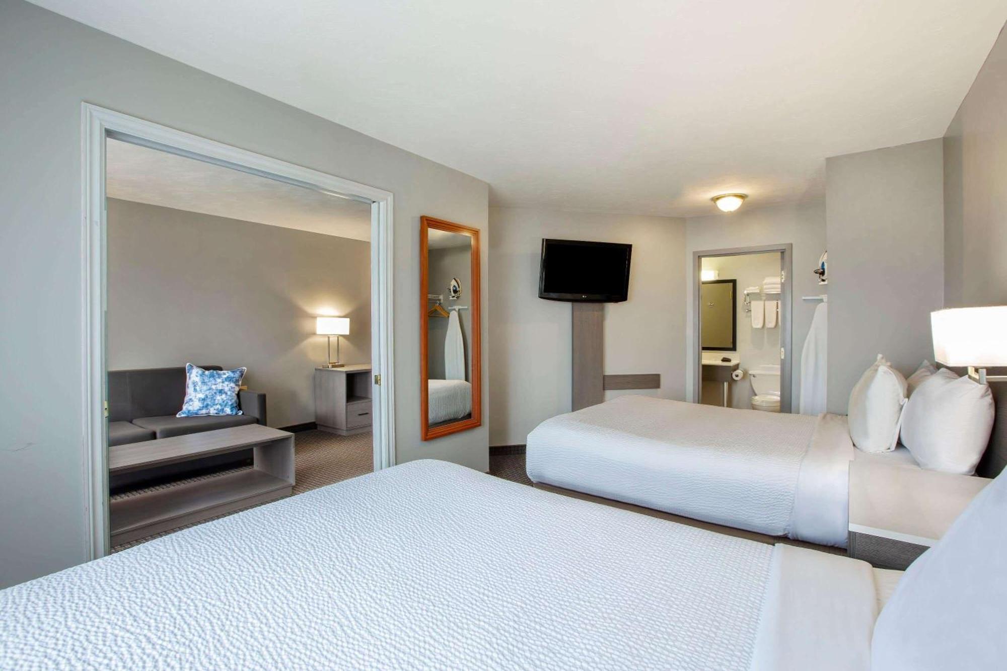 Days Inn & Suites By Wyndham Moncton Dış mekan fotoğraf