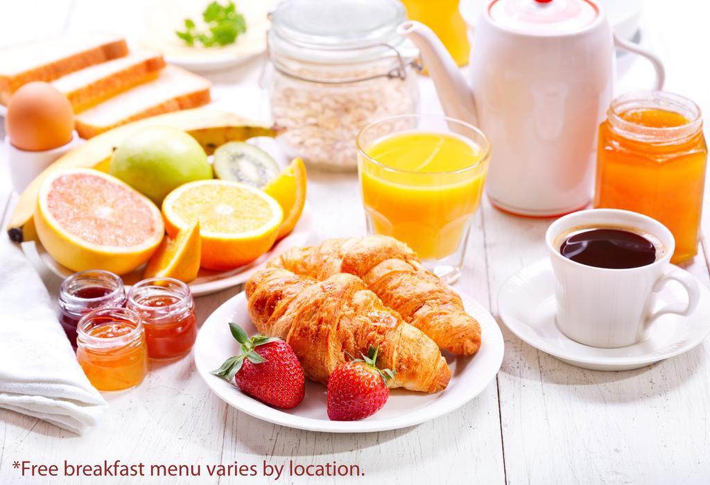 Days Inn & Suites By Wyndham Moncton Dış mekan fotoğraf